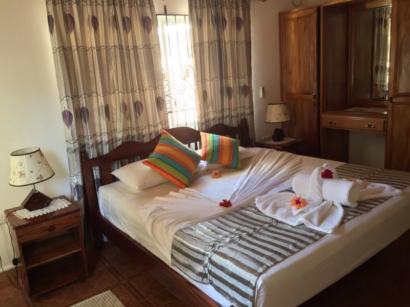 Acquario Guesthouse Anse Volbert Village Buitenkant foto